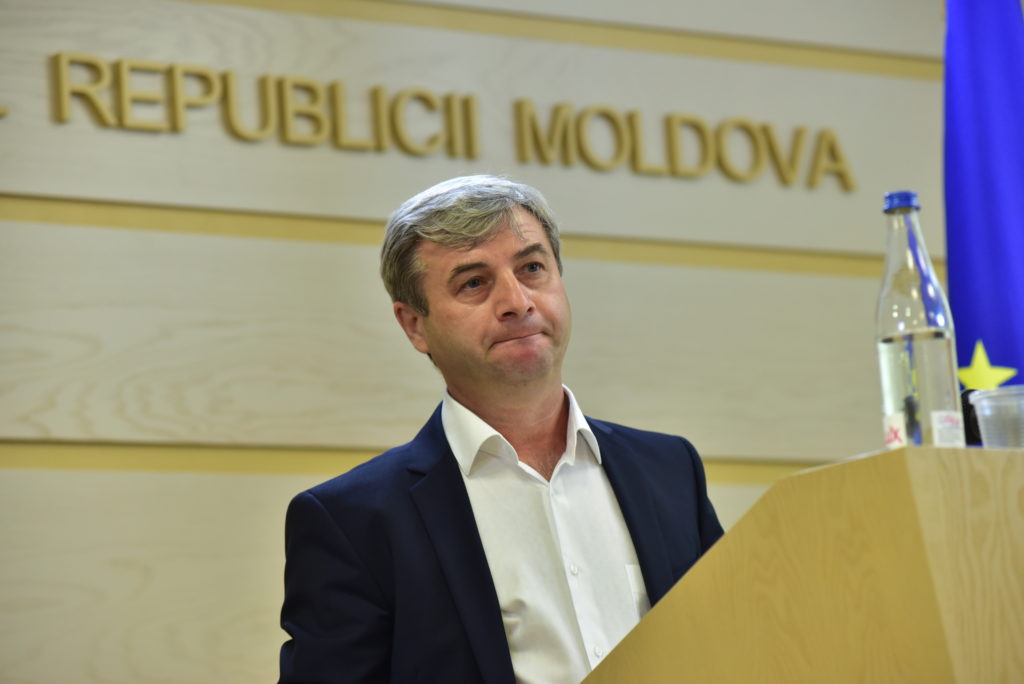 furculiță corneliu