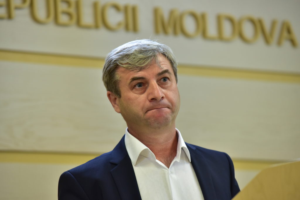 furculiță corneliu