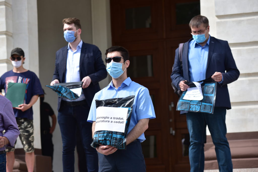PAS protest la procuratura