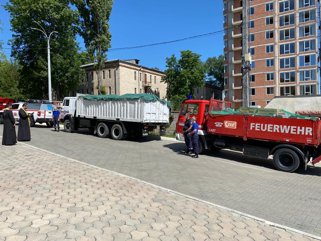 Молдова отправила в Украину оборудование для ликвидации последствий наводнений