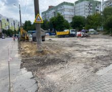 Сквер или автомойка? Что строят на Балканском шоссе в Кишиневе, и почему возмущены жители близлежащих домов