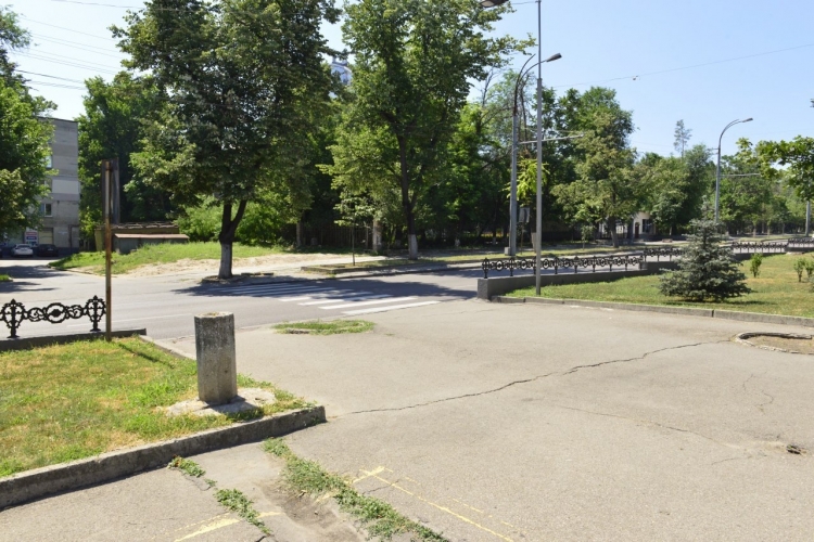 В Кишиневе обновят пешеходную аллею на проспекте Григоре Виеру