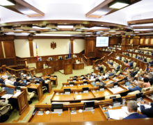 Первое заседание нового парламента Молдовы. На нем утвердят новое правительство. Стрим NM