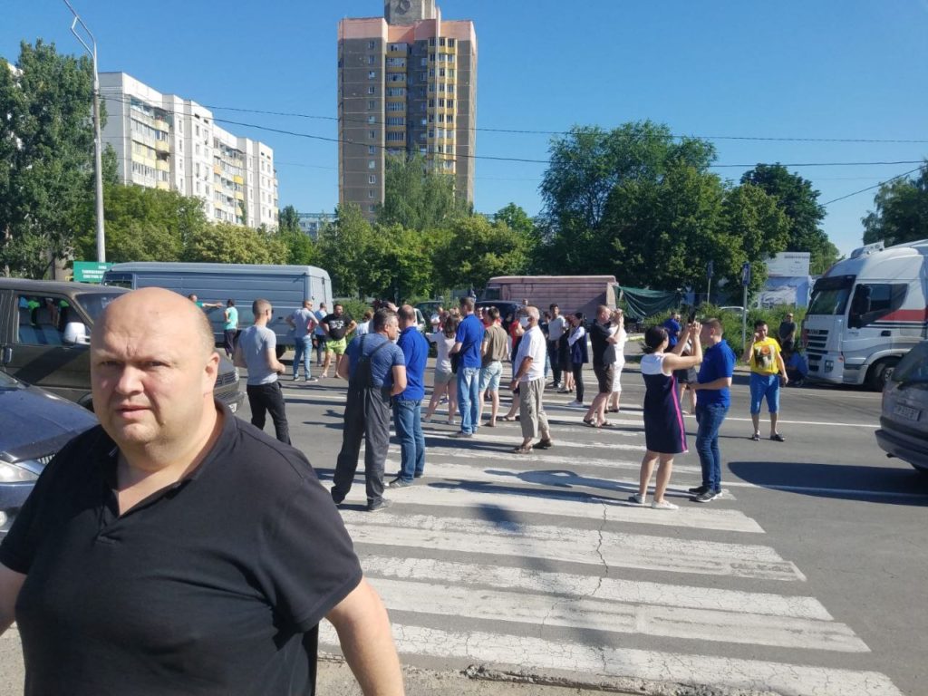Приднестровье почти полностью закрыло выезд из региона. В Рыбнице начался стихийный протест (ФОТО)