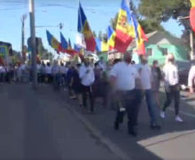«Независимость нельзя отложить». Партия DA устроила марш в центре Кишинева (ВИДЕО)