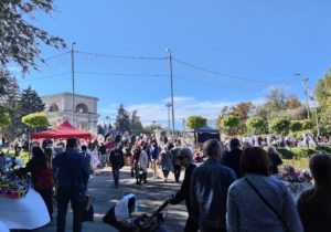 «Что такое пандемия?» Как сотни кишиневцев пришли на ярмарку в День города (ВИДЕО)