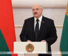 Лукашенко заявил о предложении Украины заключить пакт о ненападении