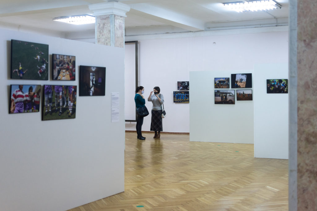 Лучшие фото 2019 года. В Кишиневе открылась выставка World Press Photo (ФОТОРЕПОРТАЖ)
