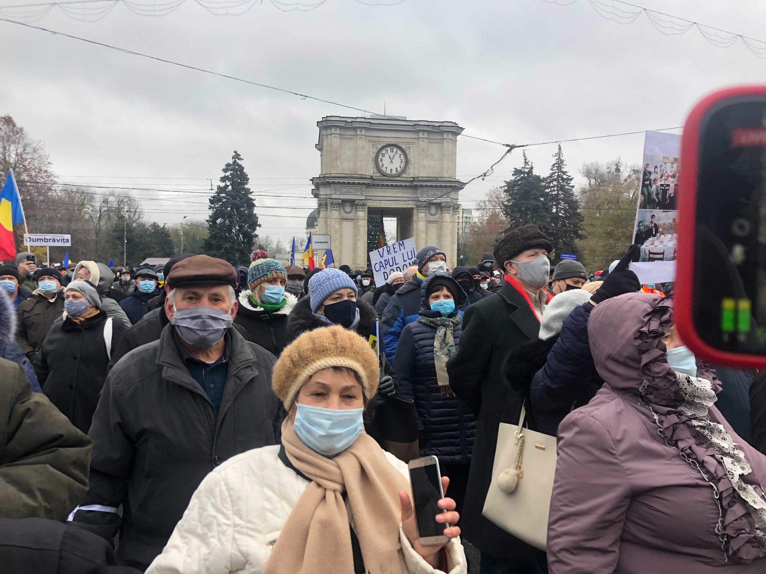Maia Sandu: „Să-și dea demisia Chicu în următoarele ore!” Protest de amploare la Chișinău (LIVE NM)