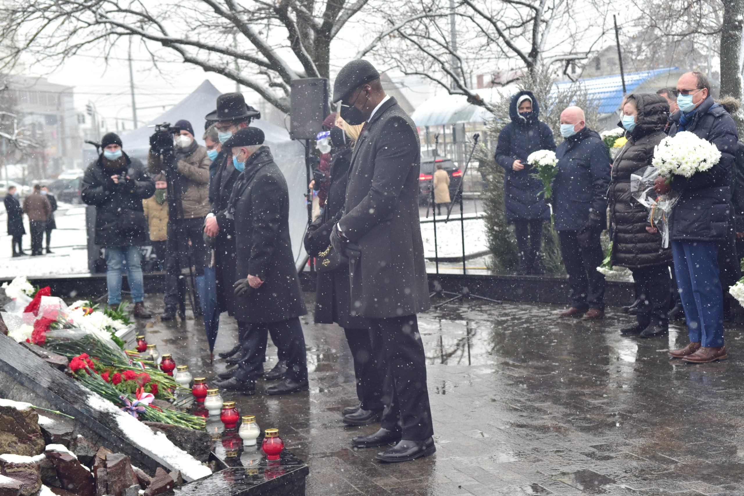 Как в Кишиневе прошел митинг-реквием в память о погибших во время Холокоста (ФОТО NM)