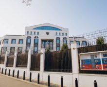 В Молдове откроют только один участок для голосования на выборах президента России — на территории посольства