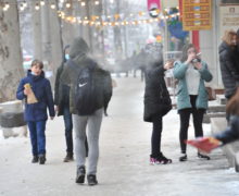 Compensații, indemnizații și ajutor financiar. Pe ce poate conta populația Moldovei în această iarnă?