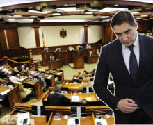Генпрокурор Стояногло пришел в парламент. Он требует снять иммунитет с двух депутатов (ОБНОВЛЕНО)
