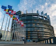 Parlamentul European a votat rezoluţia în care solicită acordarea Republicii Moldova a statutului de ţară candidată la aderarea la UE
