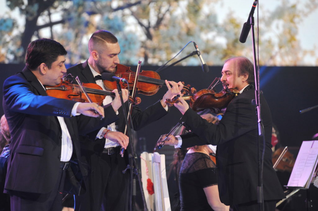 Как в Молдове проходят праздничные весенние концерты в условиях карантина. Фоторепортаж NM