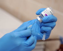 В Молдове первую дозу вакцины от коронавируса получили 21 538 человек