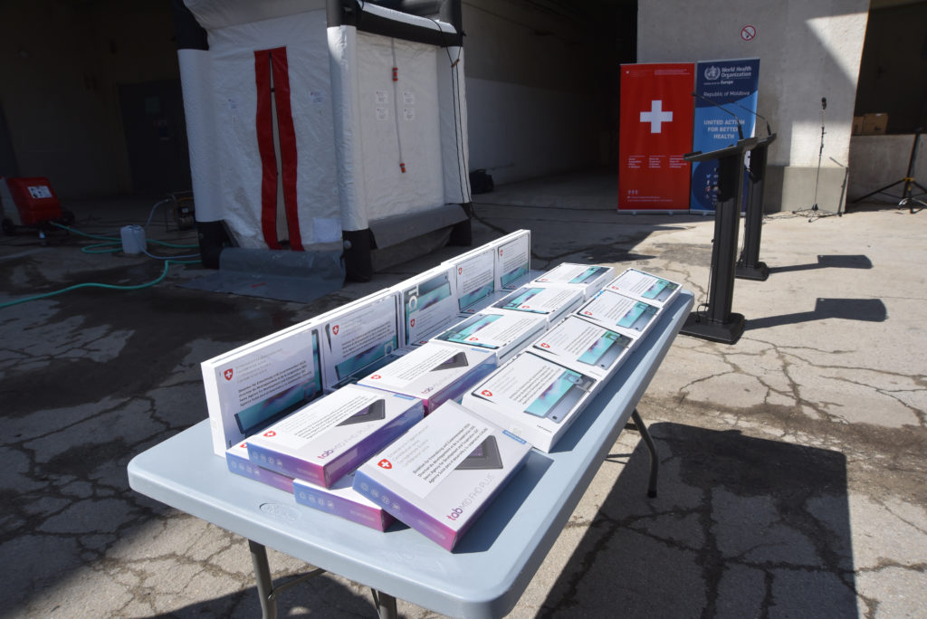 Elveția și OMS au donat Moldovei tablete și două instalații mobile de decontaminare (FOTO)