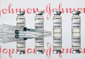 В ЕС одобрили введение бустерной дозы вакцины Johnson&Johnson
