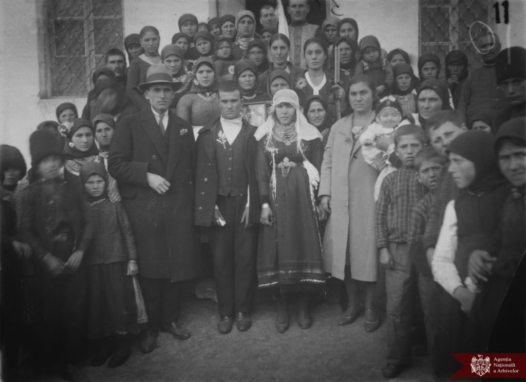 Госархив опубликовал подборку фотографий ко Дню семьи