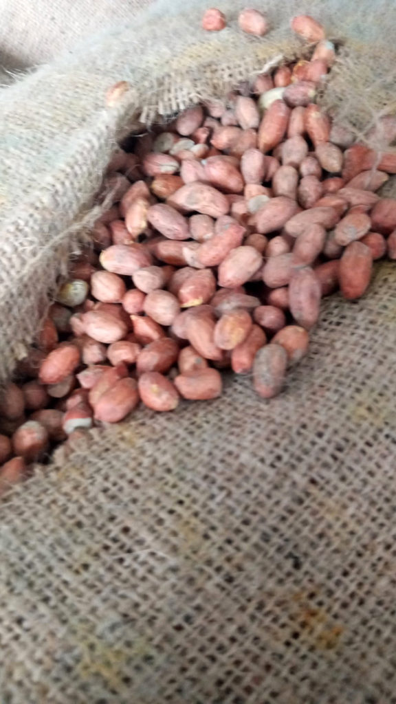 Un lot de 26 de mii de kg de arahide cu mucegai urma să ajungă pe piața din Moldova