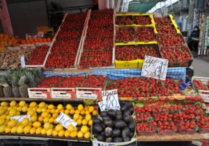 DOC Guvernul a aprobat noi cerințe de calitate pentru comercializarea fructelor și legumelor în stare proaspătă
