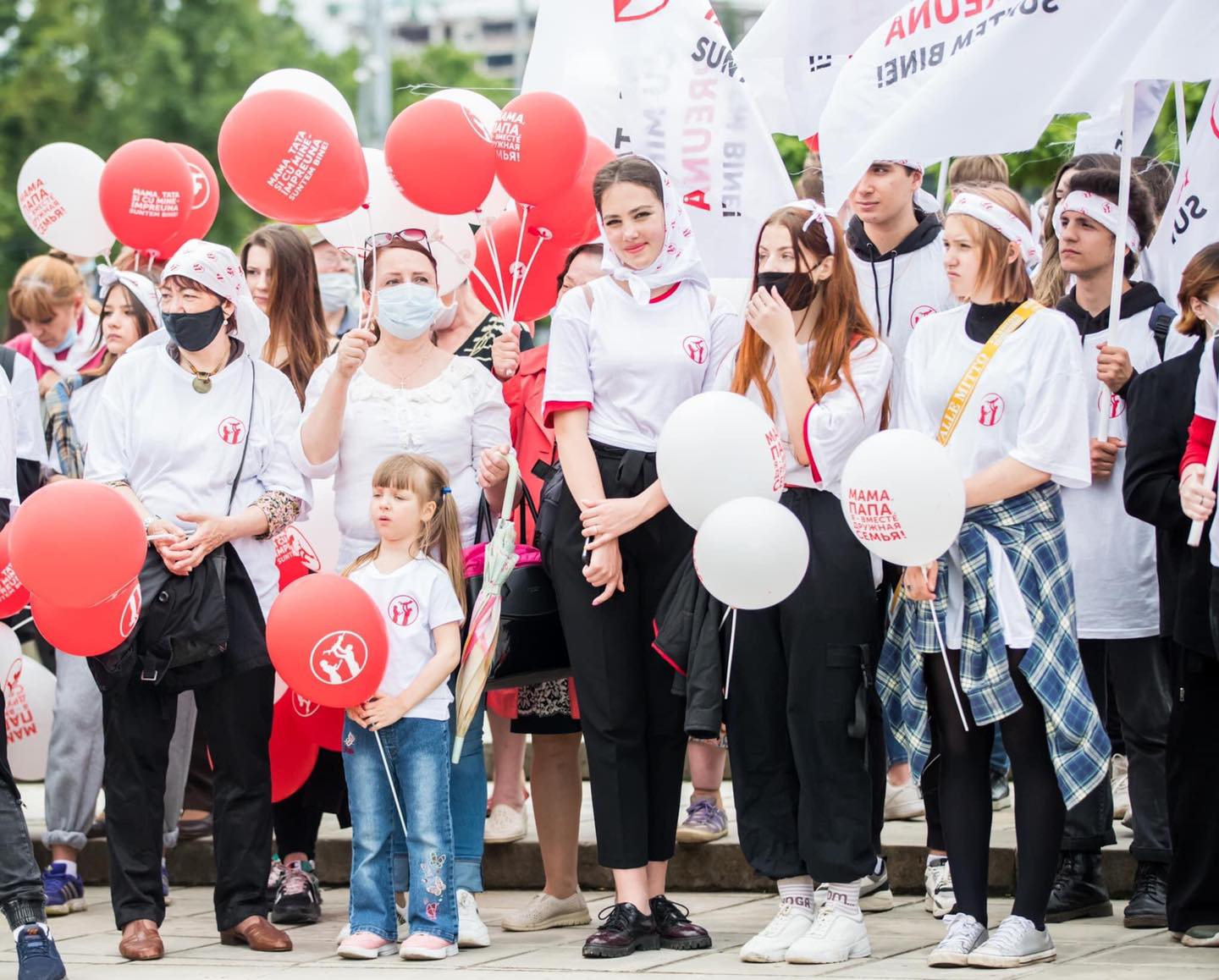 В Кишиневе прошел марш в поддержку традиционной семьи (ВИДЕО/ФОТО)