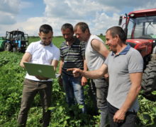 Agricultură pe ecranul smartphone-ului. O mică întreprindere agricolă din Moldova cucerește tehnologiile digitale