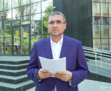 Избирательный блок «Ренато Усатый» обратился в суд из-за решения ЦИК увеличить число участков за границей