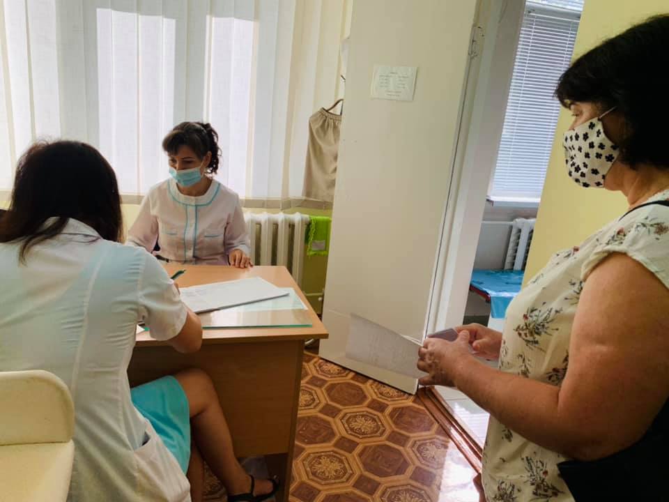 В Яловенах проходит марафон вакцинации от коронавируса (ФОТО)