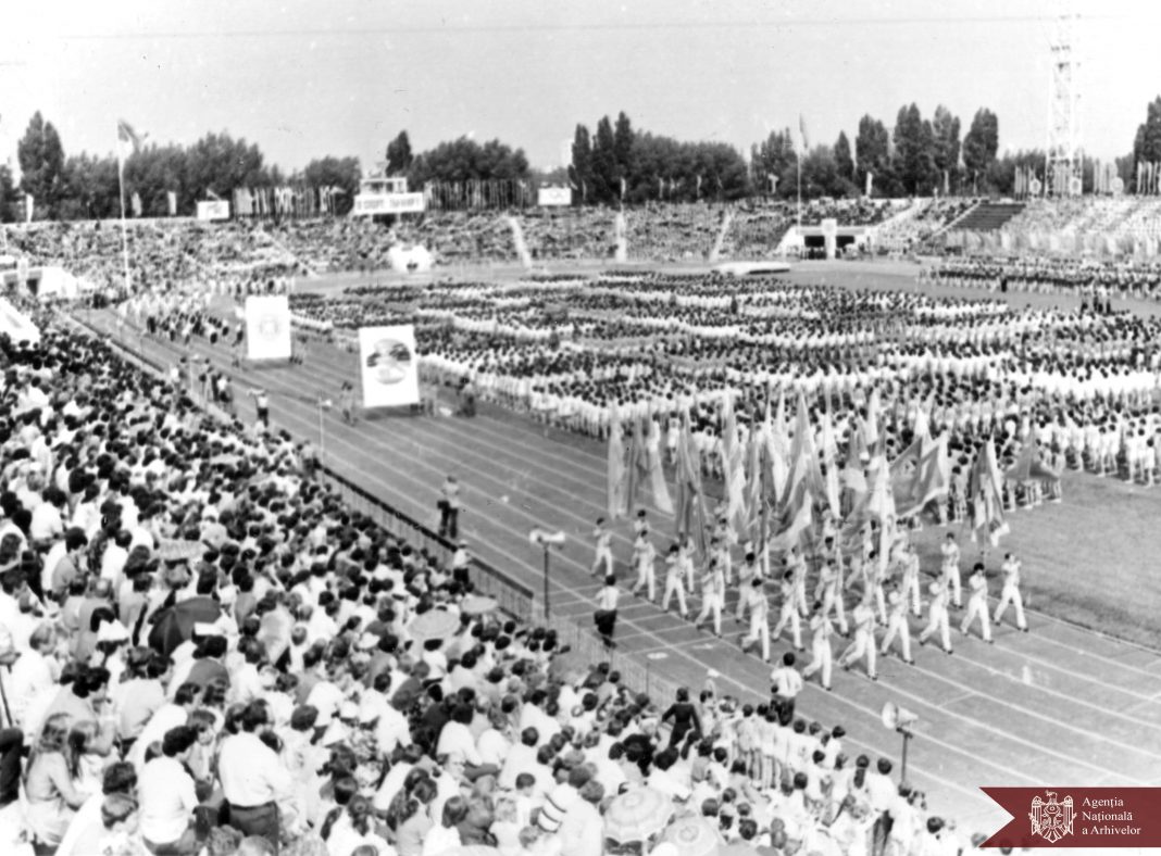 Cum arăta fostul Stadion Republican în perioada sovietică? Agenția Națională a Arhivelor a publicat mai multe fotografii