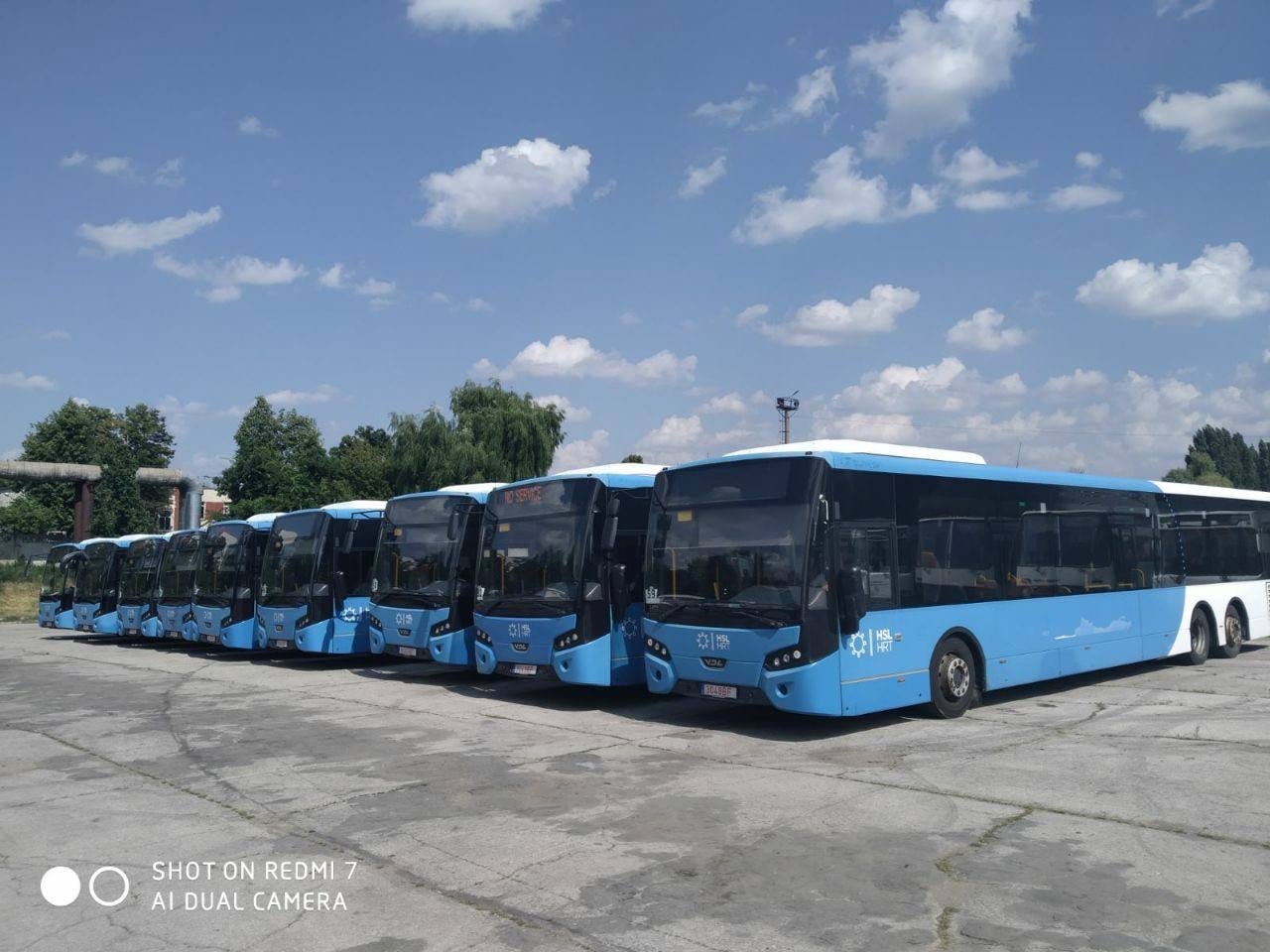 В Кишинев доставили еще девять автобусов с пробегом из Нидерландов (ФОТО)