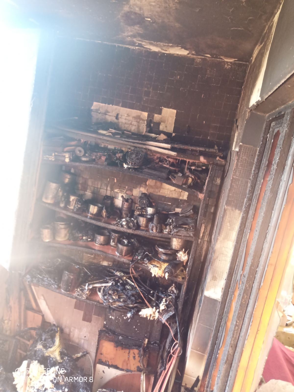 В Кишиневе в жилом доме произошел пожар (ФОТО)