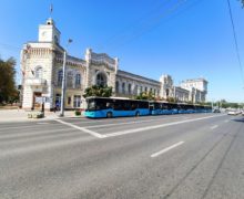 Au fost lansate pe rute cele cinci autobuze noi de model ISUZU, achiziționate recent de municipalitate