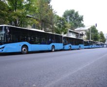 В Кишиневе вышли на линию еще пять новых автобусов Isuzu (ФОТО)