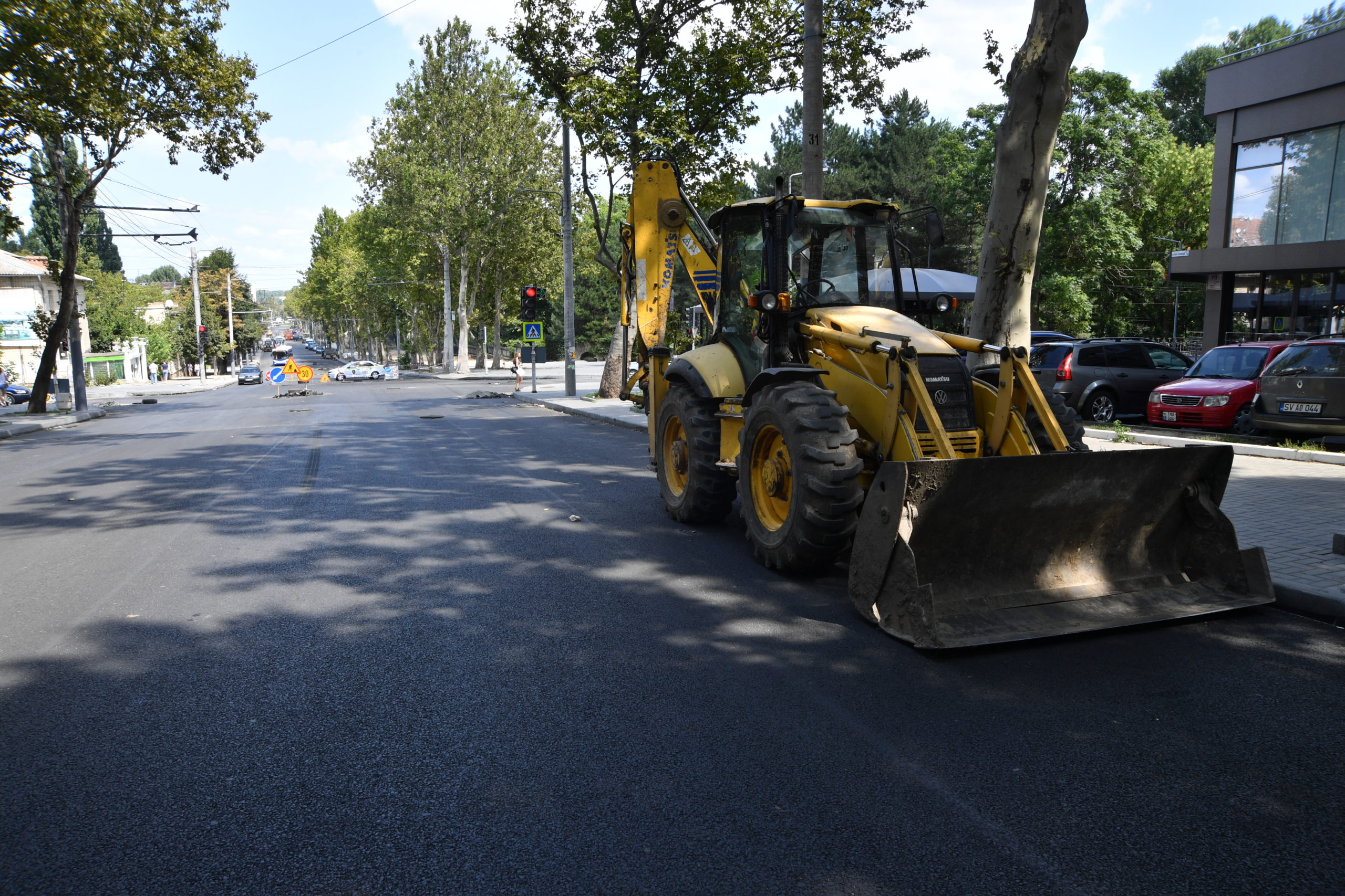 Cum decurg lucrările de reparație a străzii Ion Creangă. Fotoreportaj NM