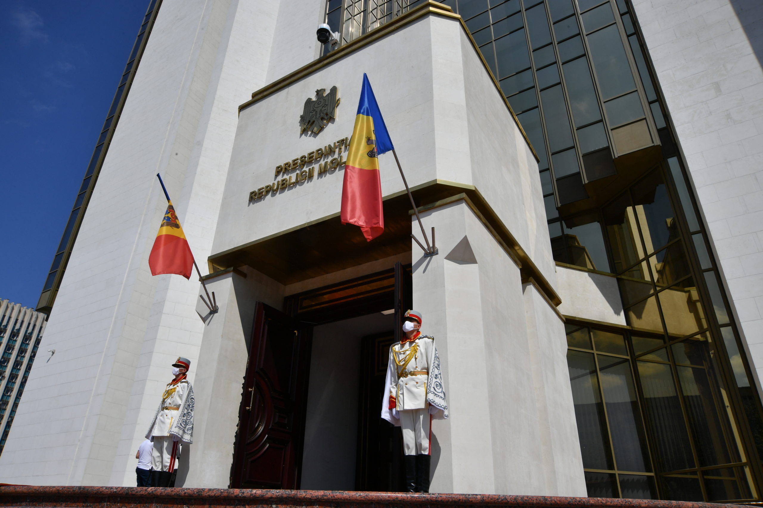 NM Espresso: despre reducerea de personal în administrația prezidențială, scandalul cu implicarea SIS și exercițiile anuale ale rezerviștilor din Moldova