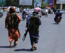 Kabul a rămas singurul mare oraș controlat de guvernul afgan. Jalalabad a fost cucerit de talibani