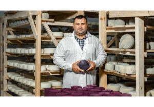 Кто в Молдове первым начал экспортировать сыр из овечьего молока на рынок России