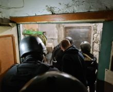 В Кишиневе полиция задержала мужчину, захватившего в заложники двух человек (ФОТО)
