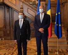 Игорь Гросу встретился с президентом Румынии