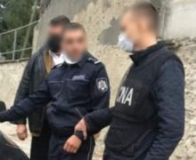 Un polițist din Edineț a fost reținut de CNA. A primit peste €1000 pentru obținerea unui permis de conducere