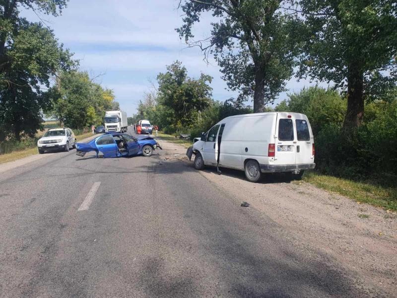 Авария в Дрокиевском районе. На трассе столкнулись четыре автомобиля (ФОТО)