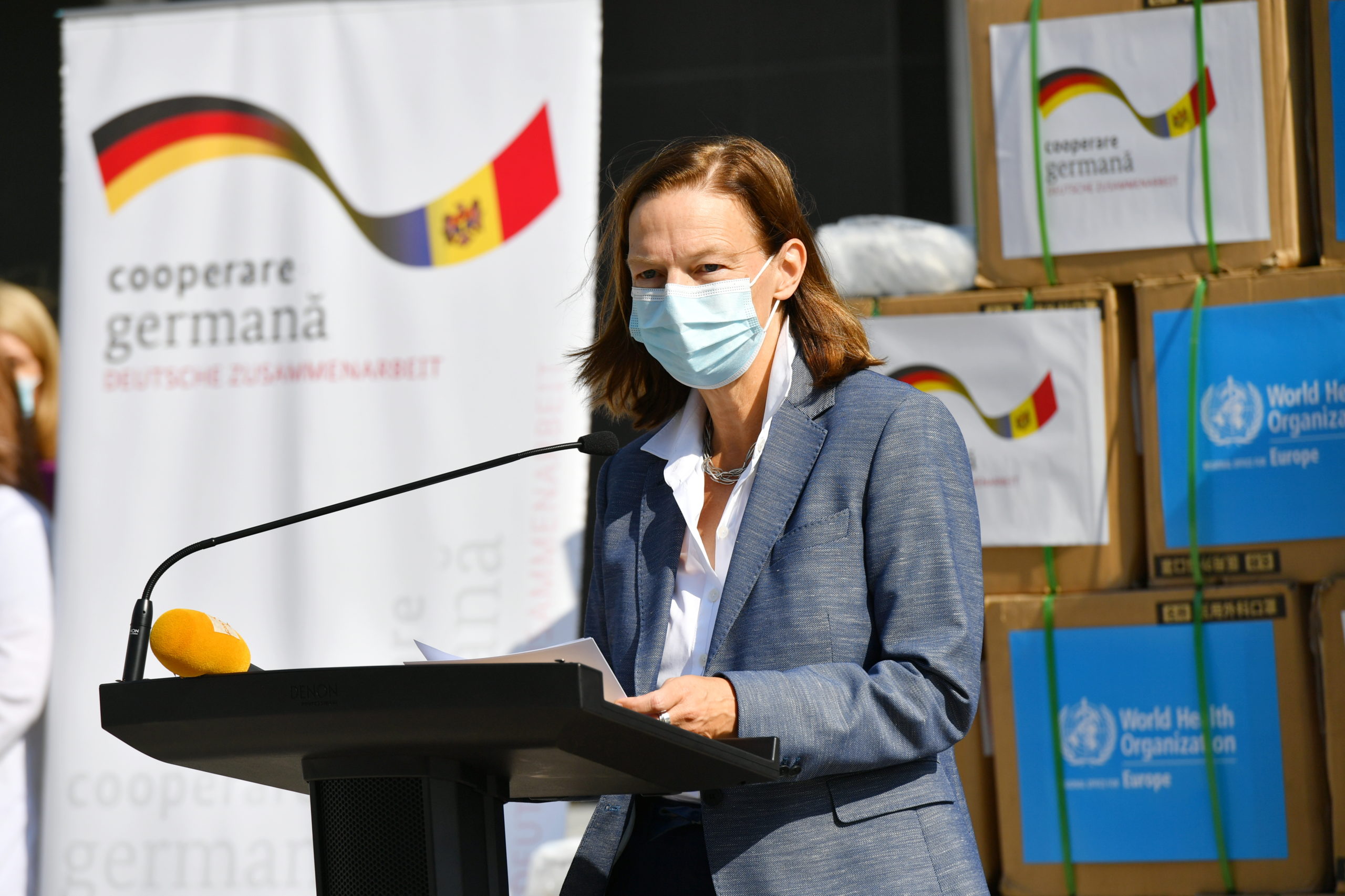 Германия и ВОЗ передали Молдове 1 млн защитных масок (ФОТО)