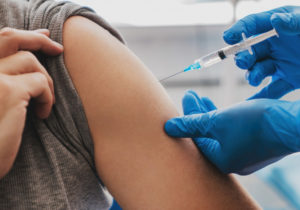 Ministerul Sănătății: Peste un milion de persoane s-au vaccinat cu schema completă împotriva COVID-19
