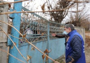 Гросу побывал в Криулянском районе. Он рассказал жителям села о вакцинации (ФОТО)