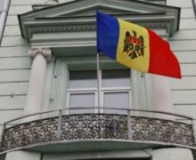 Activitatea secției consulare a Ambasadei Republicii Moldova la București a fost sistată