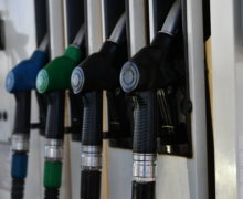 В Молдове продолжает дорожать бензин. Новые максимальные цены НАРЭ