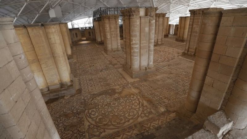 Un mozaic creat acum 1000 de ani a fost expus după o restaurare care a costat $12 mln (FOTO)
