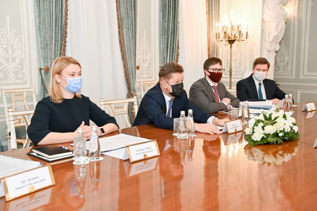 O nouă zi de negocieri, la Sankt Petersburg, între Miller și Spînu (FOTO)