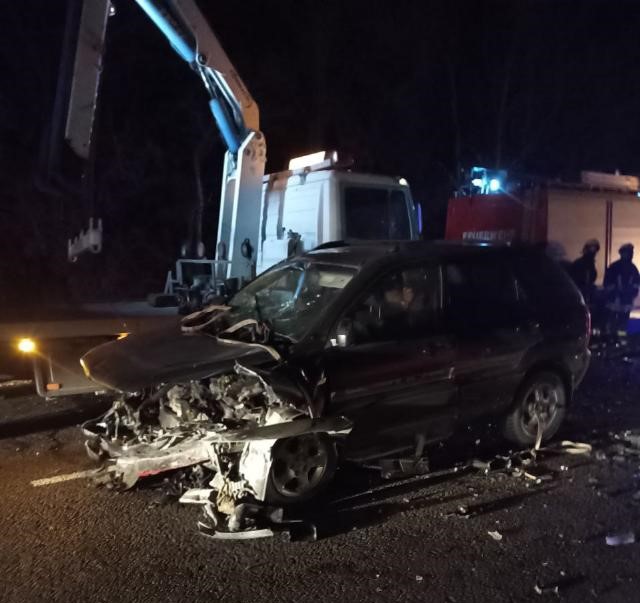 UPDATE Accident grav la ieșirea din orașul Strășeni. Un copil a murit în urma coliziunii dintre două mașini